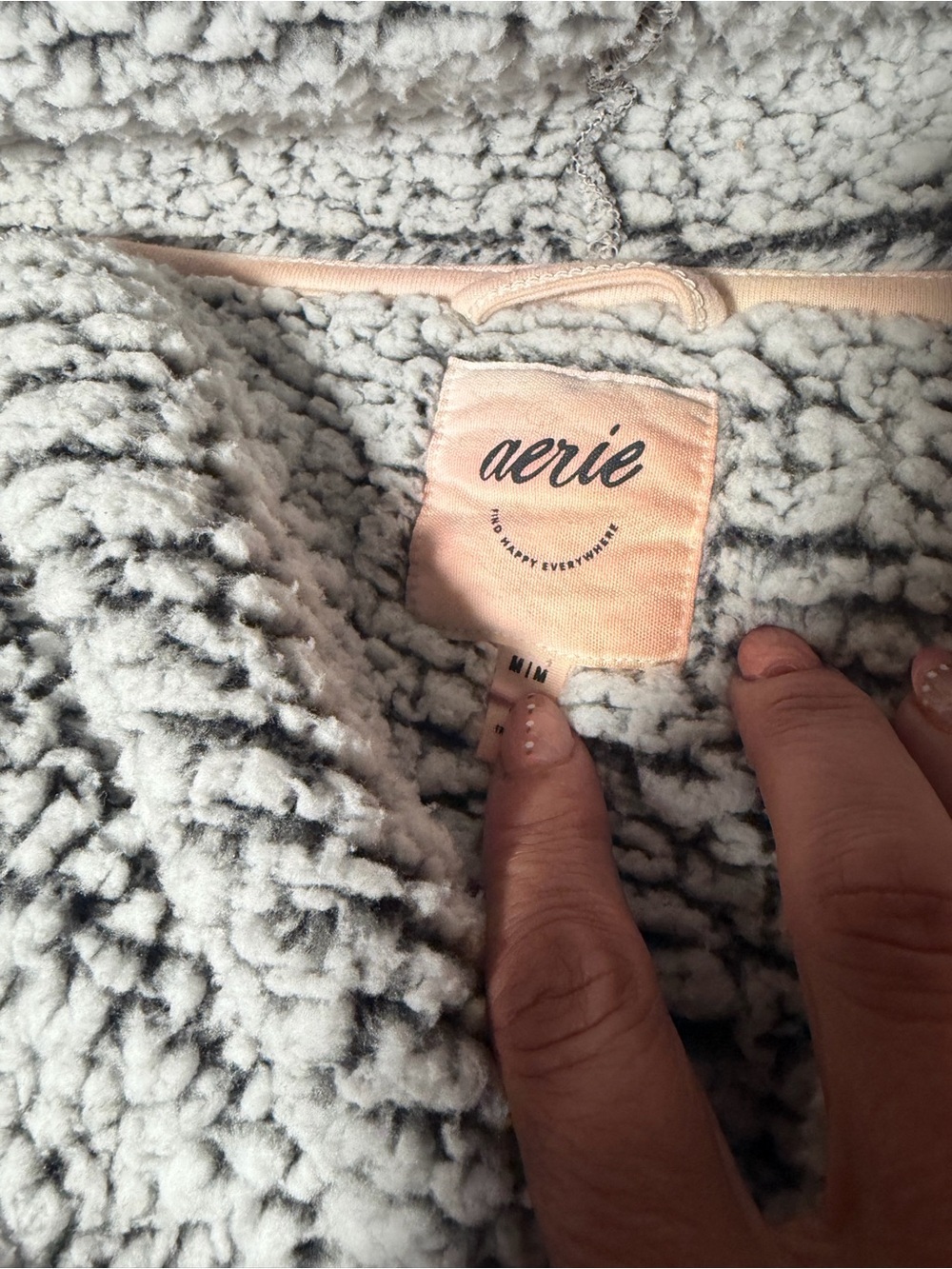 Aerie Sherpa Hooded Robe Gray Plush Fleece Tie Waist Cozy Lounge Size M - Picture 5 of 5